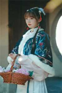春风一度共缠情景晓萌