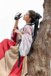 宅男变成美女之后