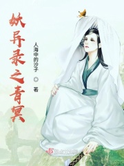 美女100%露出胸