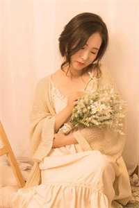 校长潜归新婚女教师小说