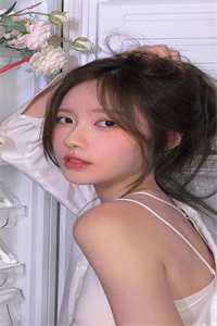 给小奴戴贞洁锁