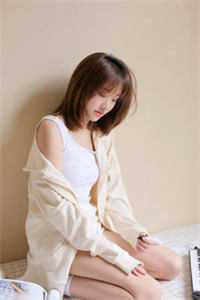 女生舔男生的鸡鸡