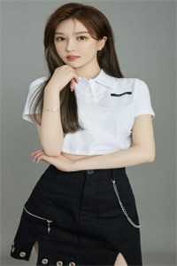饭冈加奈子图片
