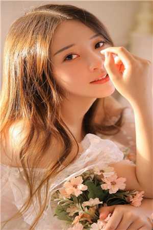 黄蓉怀孕挺大肚子吞巨龙