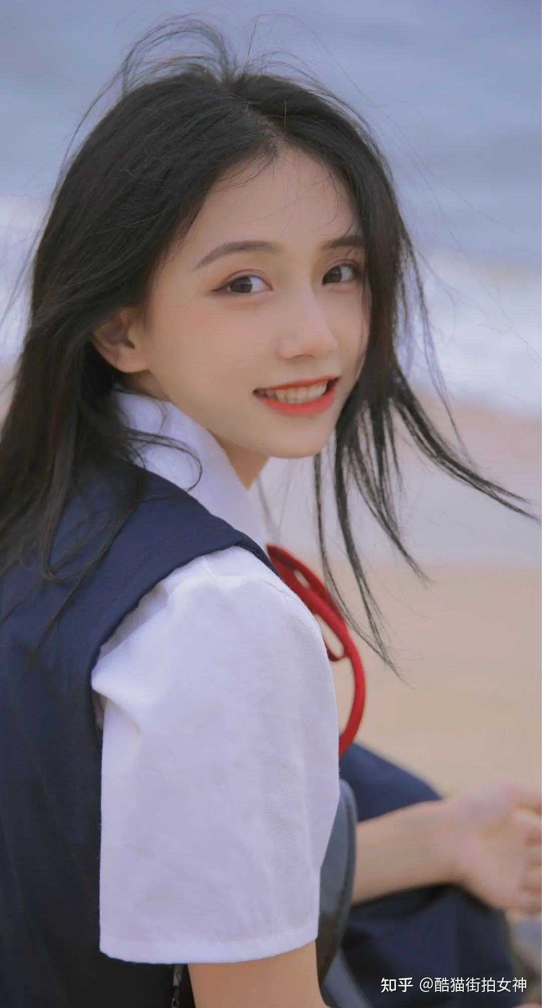 女主很浪到处勾人的np