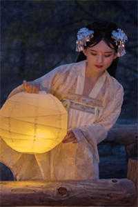 亚瑟士午夜樱花