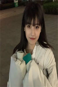 领家有女初长成