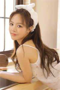 脱女生衣服