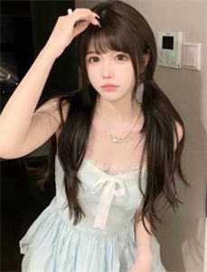 美女扒开尿口直播