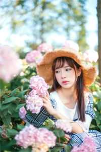 王石田朴珺