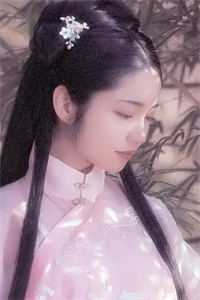 从围兜到婚纱