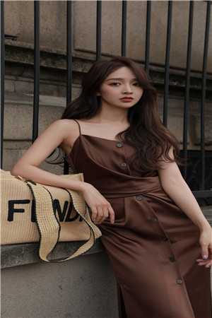 男女后式激烈GIF动态图