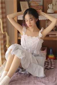 女厕美女撒尿
