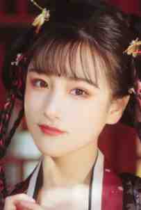 楼下那个女人