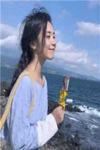 知花メイサ