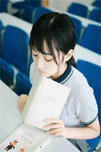 小黄视频免费观看免播放器