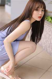 脱女生衣服
