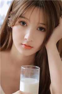 跪在女主人脚下