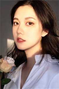 女生裸图