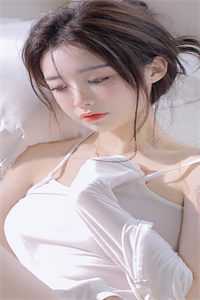 操关晓彤