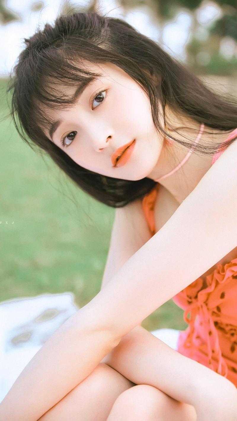 拉开双腿花蒂颤抖湿润