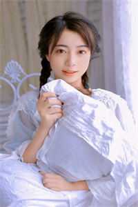 黑人日女人